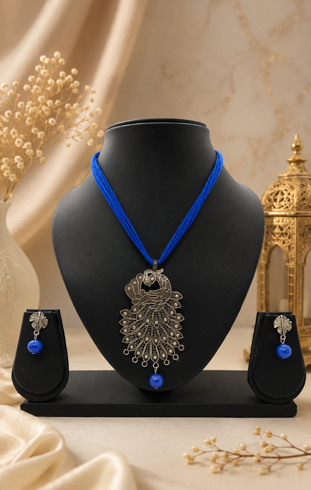 Dori pendant